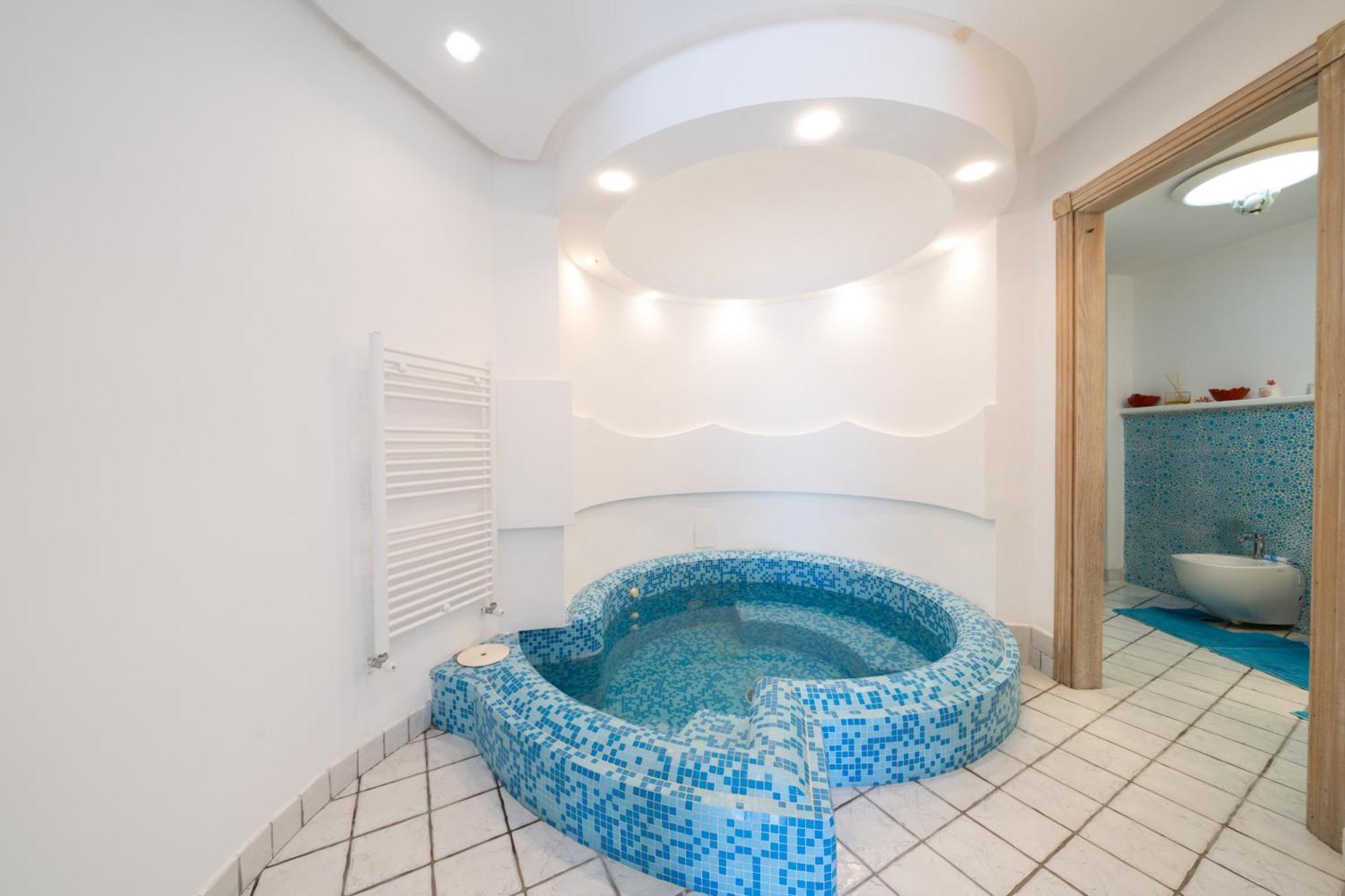 Relais Bijoux Ischia Bed and Breakfast Buitenkant foto
