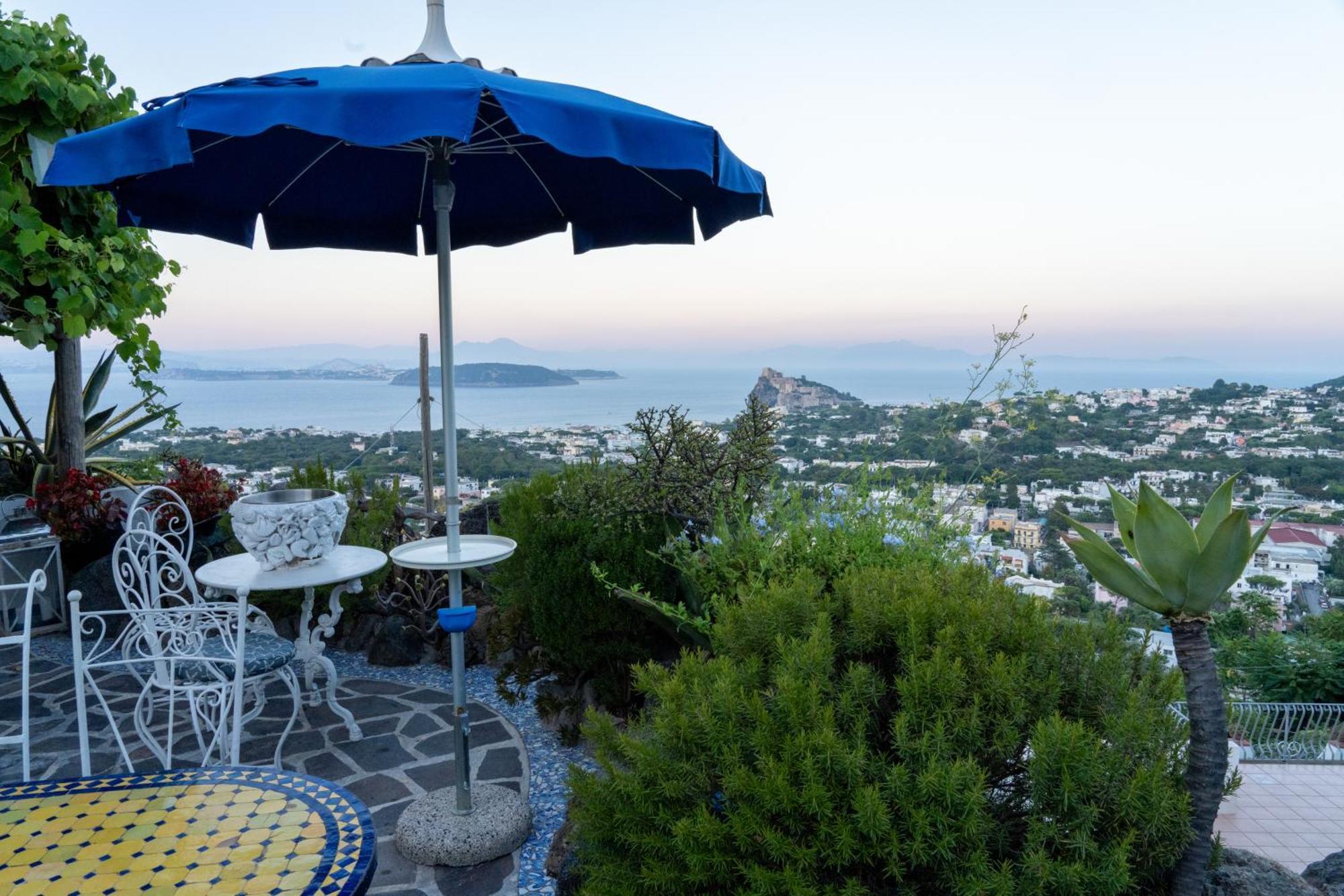 Relais Bijoux Ischia Bed and Breakfast Buitenkant foto